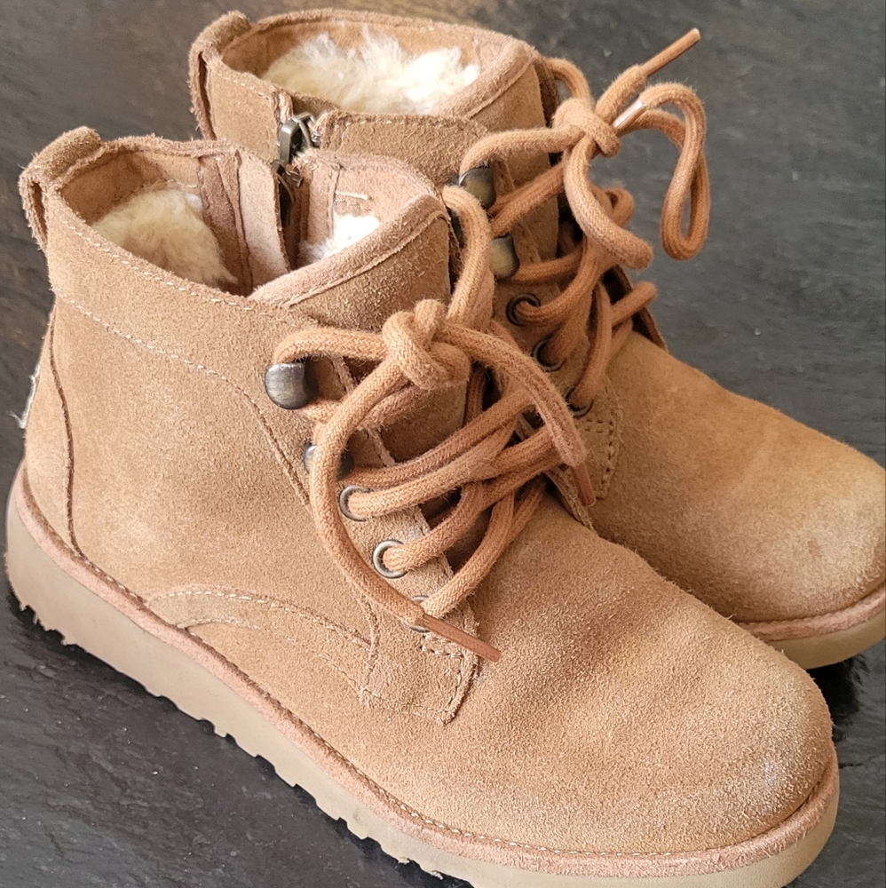 Boys Uggs